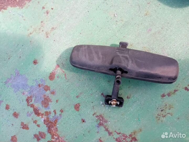 Зеркало салона Skoda Rapid 1