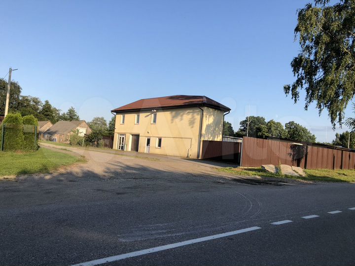 Дом 324 м² на участке 9,5 сот.