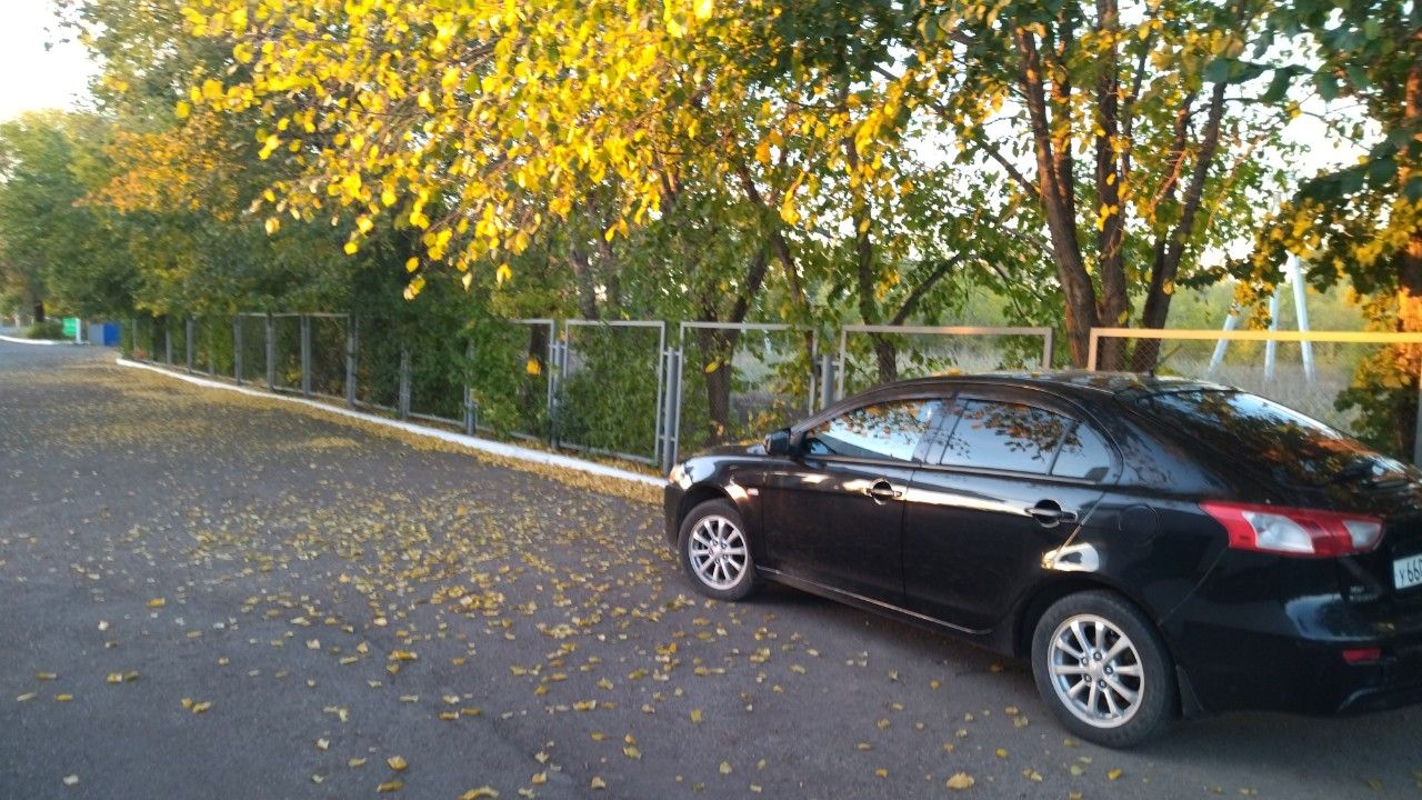 Mitsubishi Lancer: фото владельца
