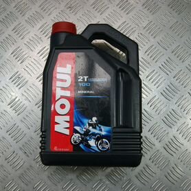 Масло моторное Motul 2T 100 4л