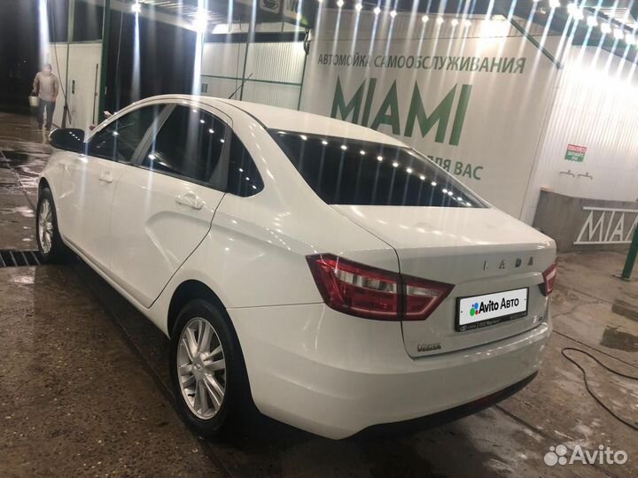 LADA Vesta 1.8 МТ, 2018, 100 000 км