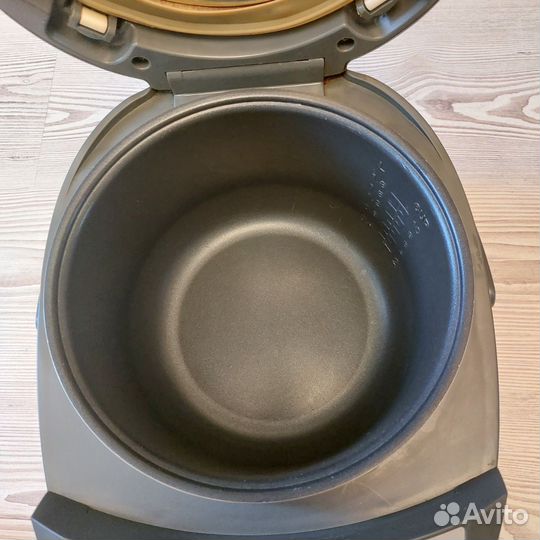 Мультиварка redmond бу