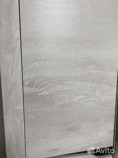 Шкаф распашной