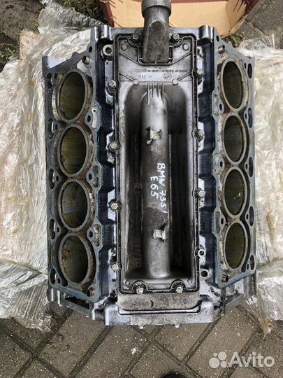 Блок цилиндров BMW N62B36