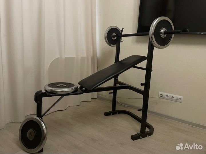 Скамья для жима со стойками и штангой