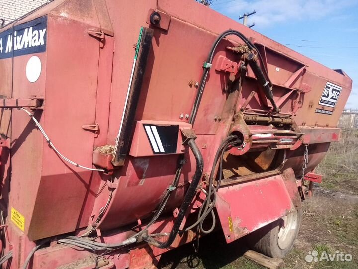 Кормораздатчик, 2010