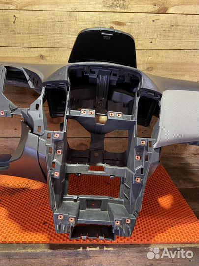 Торпедо Chevrolet Cruze