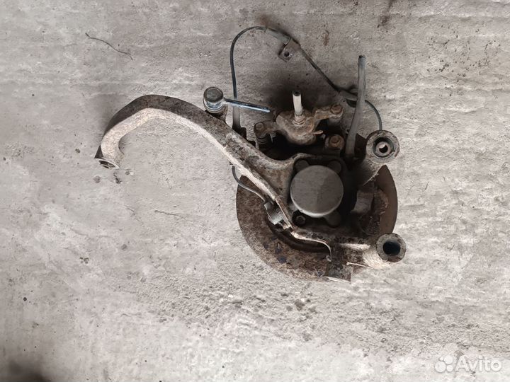 Кулак со ступицой kia magentis sonata