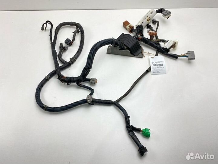 Проводка моторного отсека Nissan Caravan vwme25