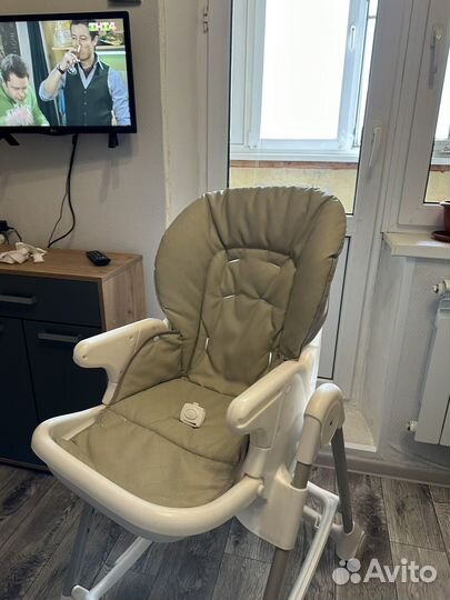 Детский стульчик для кормления