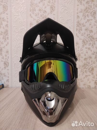 Новый кроссовый шлем