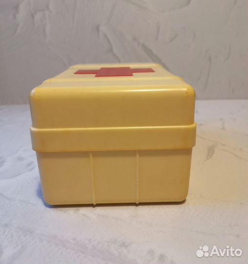 Аптечка карболит пустая коробка 50е СССР бу