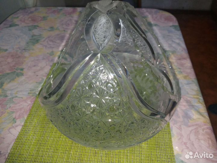 Хрустальная ваза 