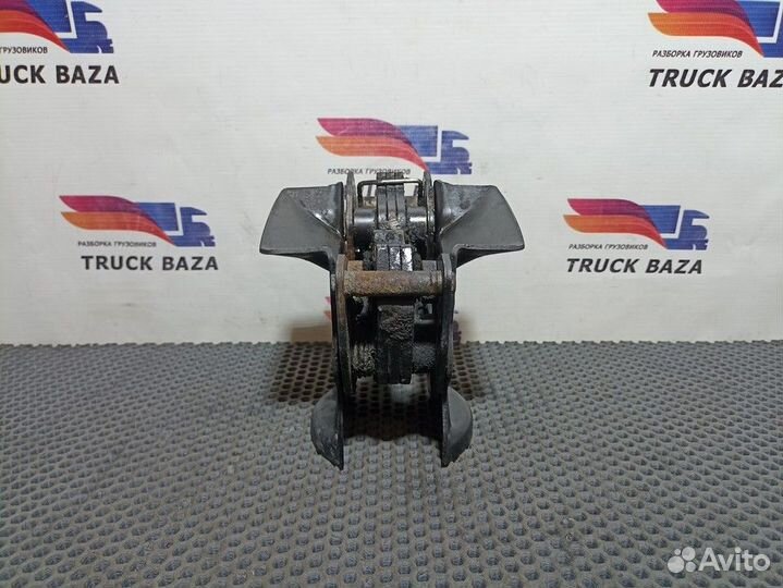 Замок кабины Renault T