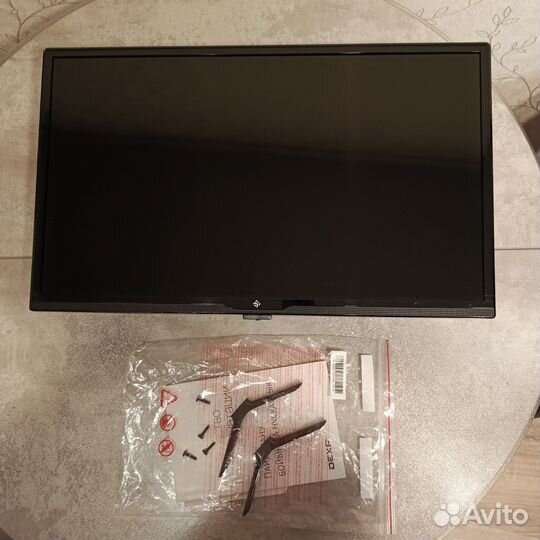 Телевизор SMART tv 24