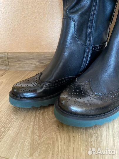 Vitacci сапоги кожаные новые