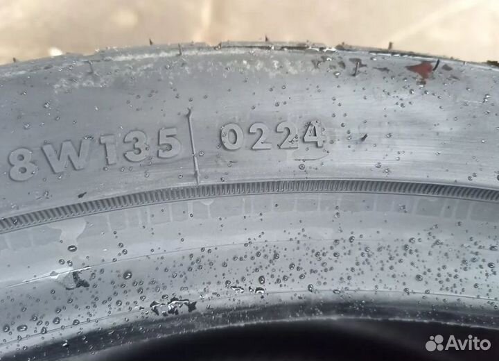 Gripmax SureGrip Pro Sport 275/35 R22 и 315/30 R22 107Y