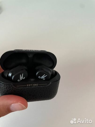 Беспроводные наушники