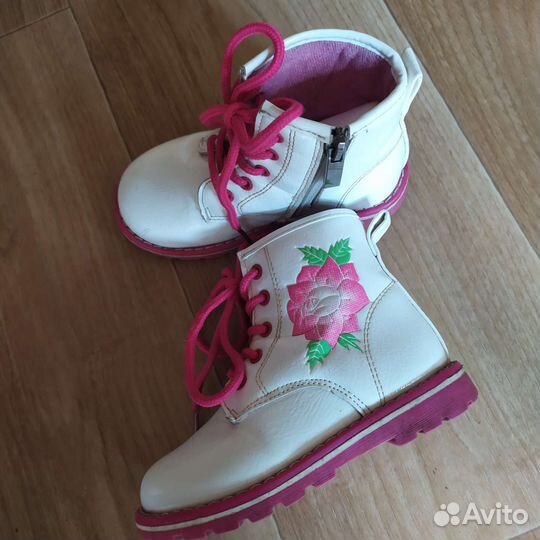 Ботинки для девочки 25
