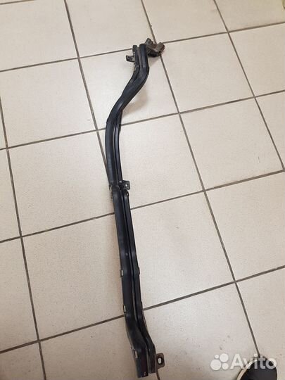 Канал для кабелей Bmw X5 2008 61136970112 E70