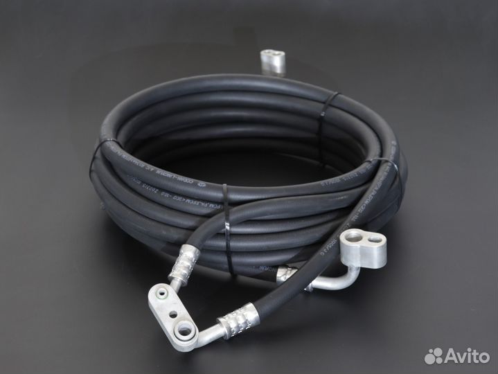 Toyota Land cruiser 200 шланги зад. кондиционера