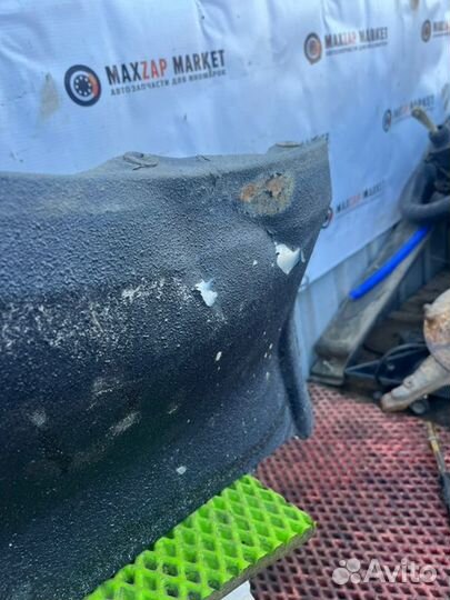 Крыло переднее правое Nissan Navara 2008