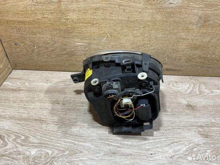 Фара передняя правая Volkswagen Lupo 142405