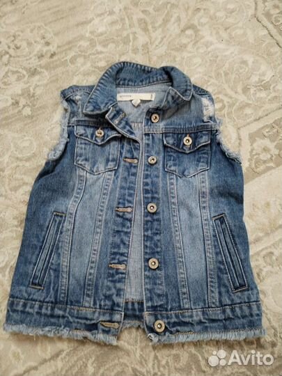 Джинсовая жилетка