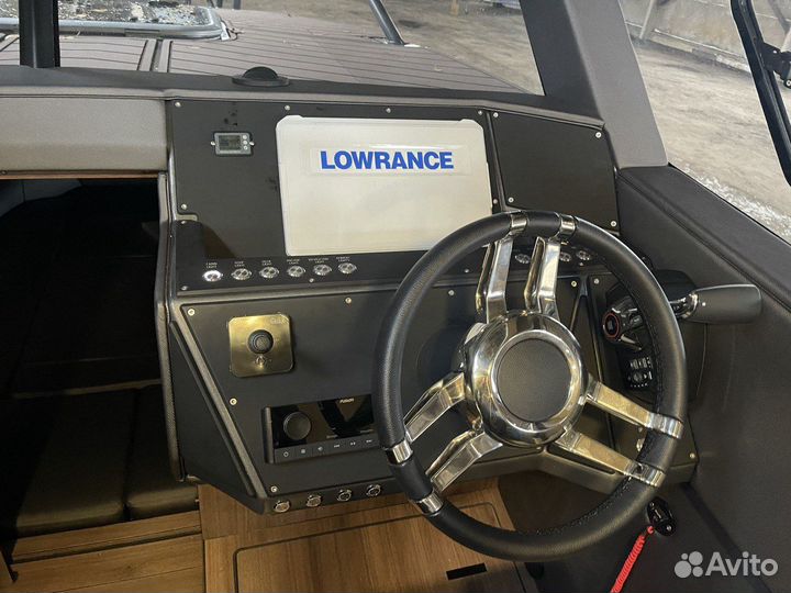 Катер Victory A8 с мотором Mercury F300 V8 DTS