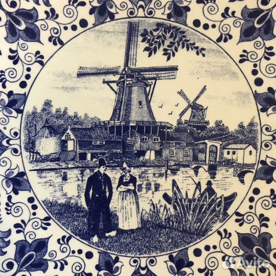 Фарфоровая настенная тарелка Delfts Blauw