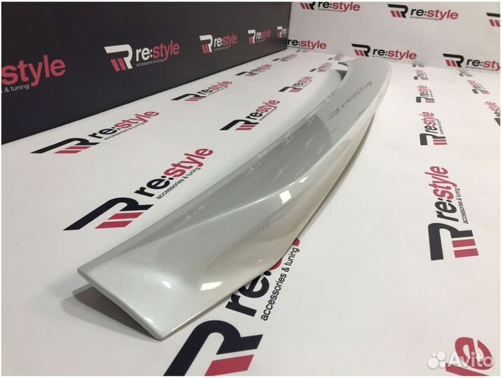 Спойлер Toyota Land Cruiser 200 2008-2015 S643