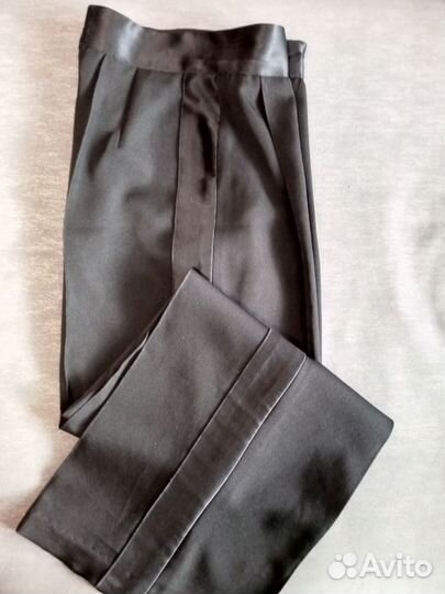 Бальные танцы: жилет, брюки, фрачная рубашка