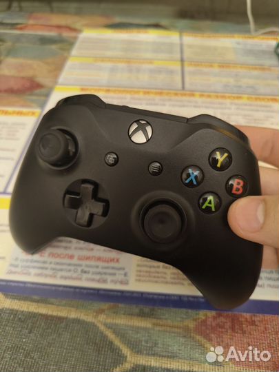 Геймпад Xbox One