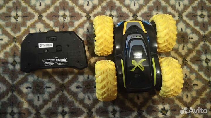 Машинка на пульте для дрифта