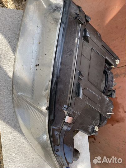 Автомобильная фара