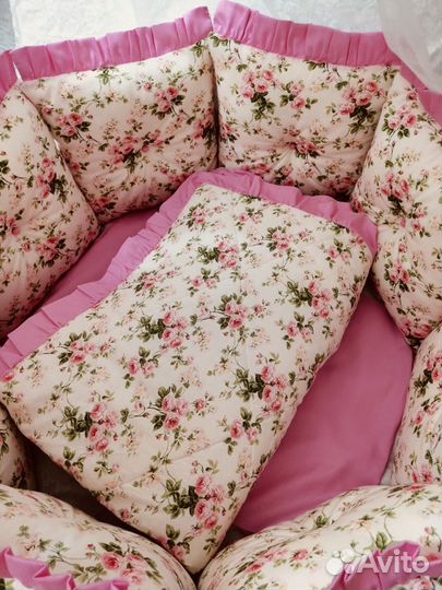 Бортики в кроватку