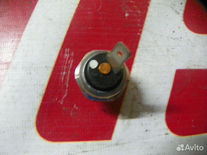 Датчик давления масла Suzuki SX4