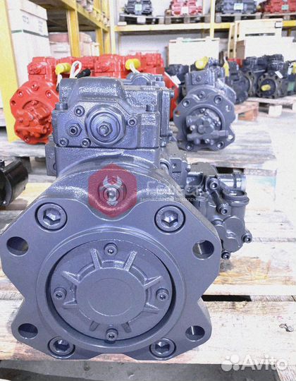 Основной насос Case CX210 KRJ6199