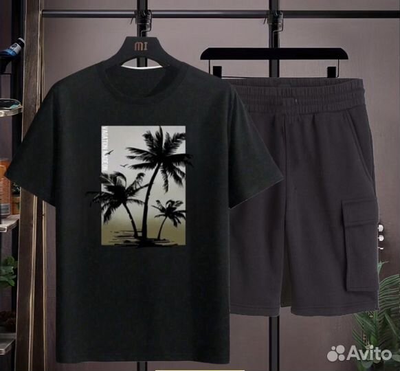 Спортивный костюм