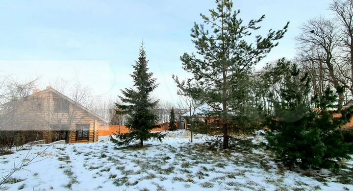 Дом 507,5 м² на участке 22,1 сот.