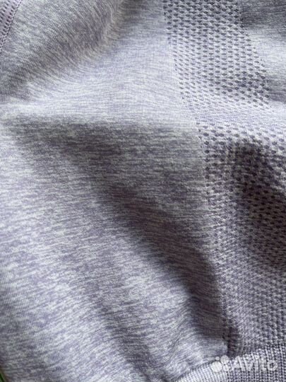 Лавандовый спортивный костюм