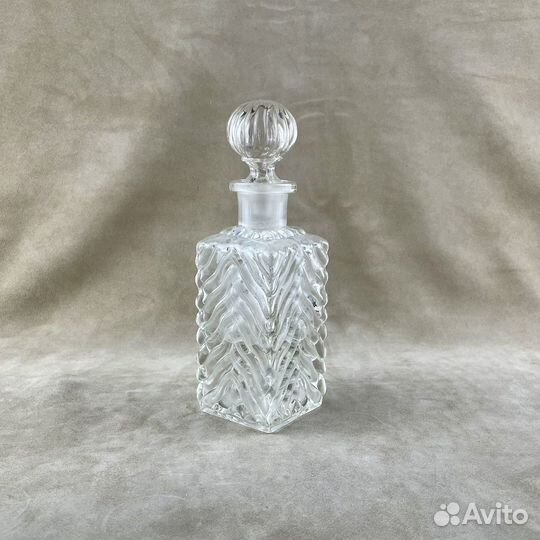 Флакон т-во Брокаръ для одеколона