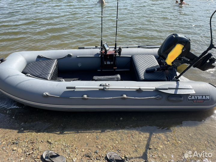 Продам лодку пвх cayman 330