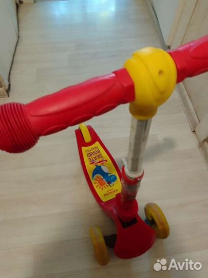 Самокат детский трехколесный