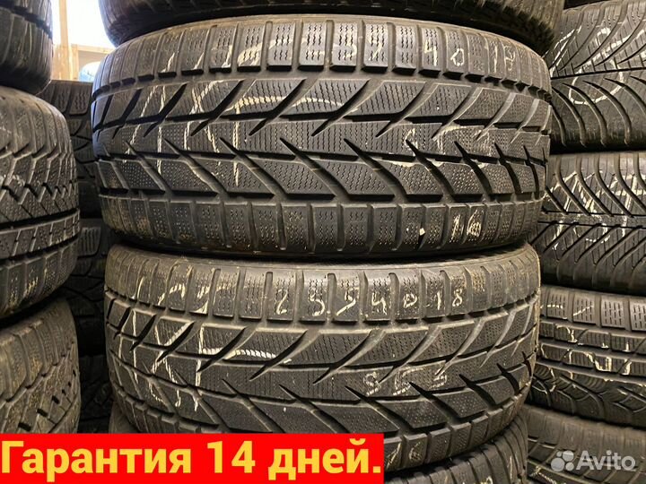 Toyo Snowprox S953 235/40 R18 B