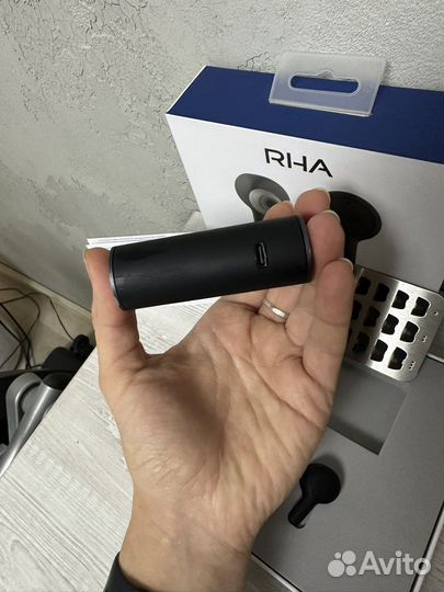 Беспроводные наушники RHA