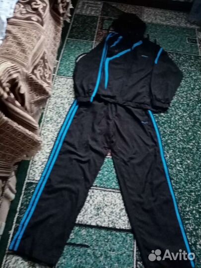 Спортивный костюм