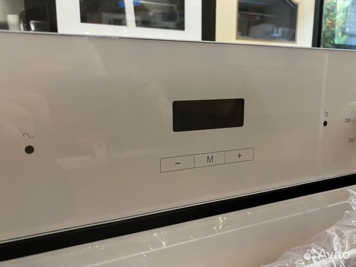 Духовой шкаф oasis D-DW6, стекло белое