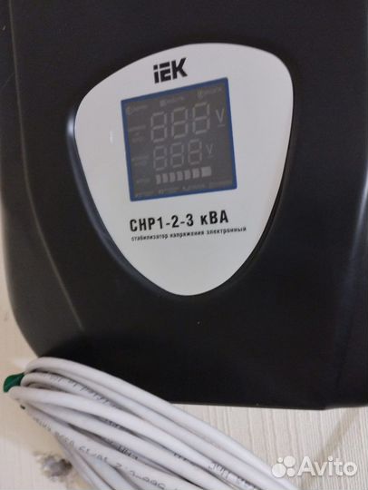 Стабилизатор напряжения настенный