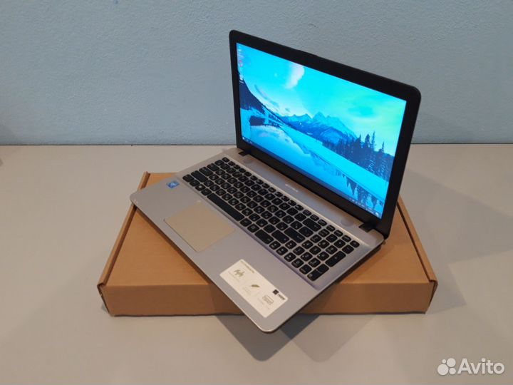Новый ноутбук Asus 2023год/4 ядра/Гарантия 1 год